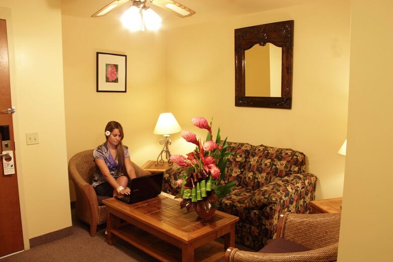 Tradewinds Hotel