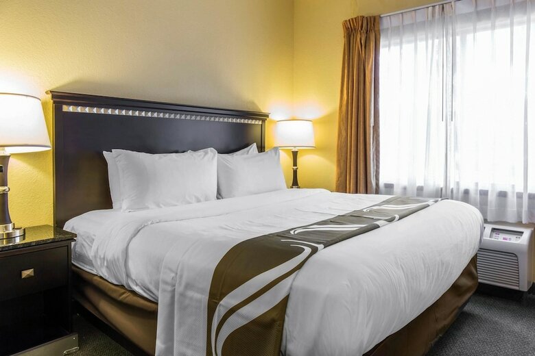 Hotel Quality Suites