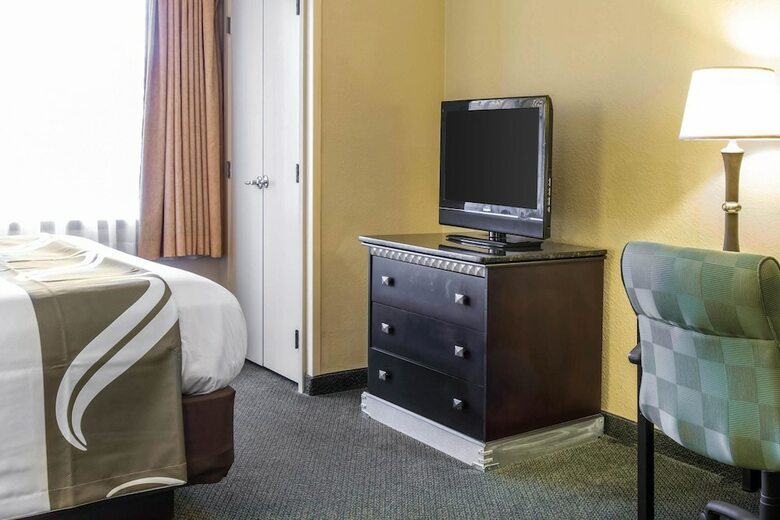 Hotel Quality Suites