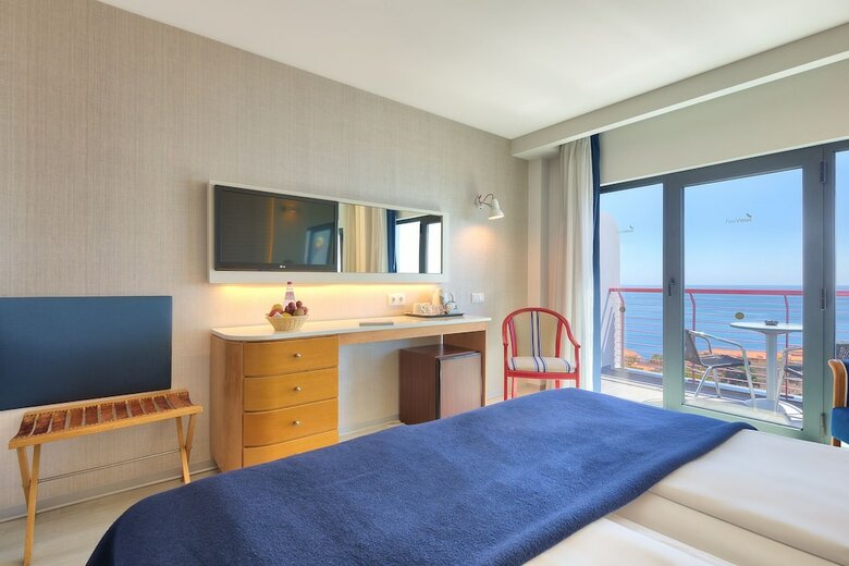 Hotel Four Views Monumental