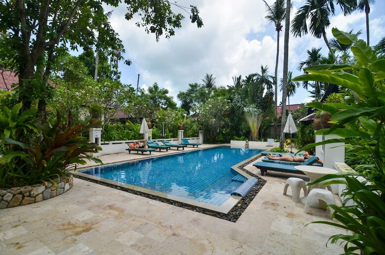 Hotel Cocoville Phuket Resort