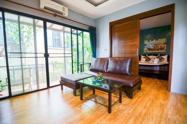Hotel Cocoville Phuket Resort