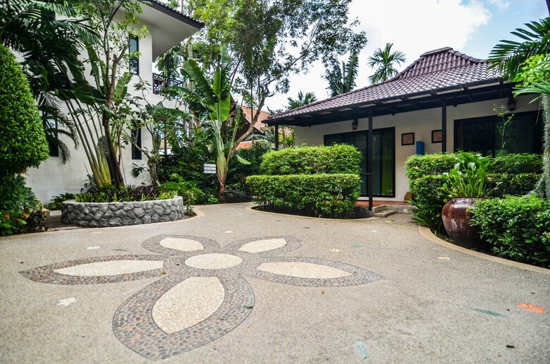 Hotel Cocoville Phuket Resort