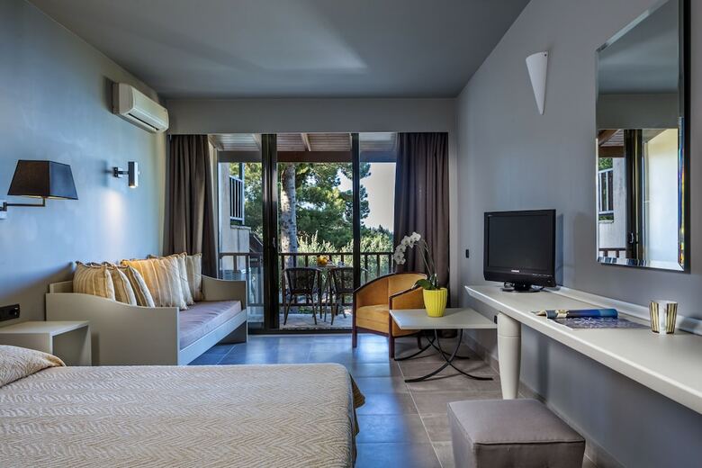 Hotel Aeolos Beach Resort All Inclusive
