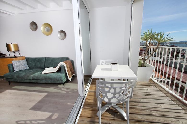 Bleu Mer Duplex Et Suites