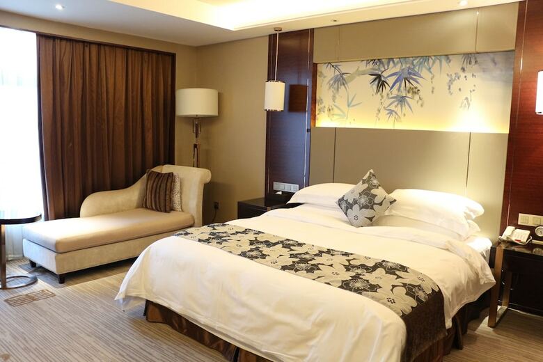Hotel Ramada Yiyang Taojiang