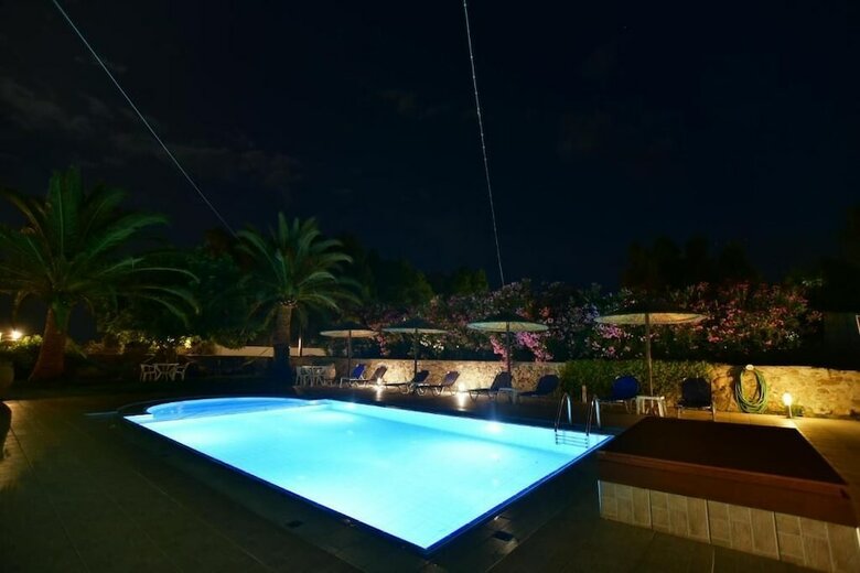 Apartamentos Flisvos Rooms