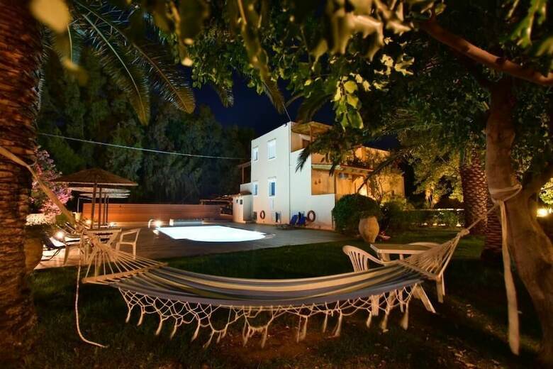 Apartamentos Flisvos Rooms