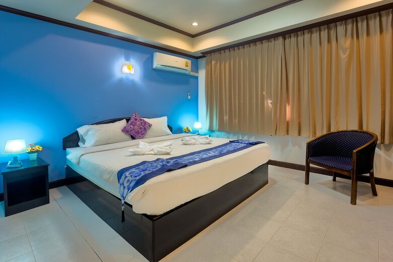 Hotel Grand Orchid Inn