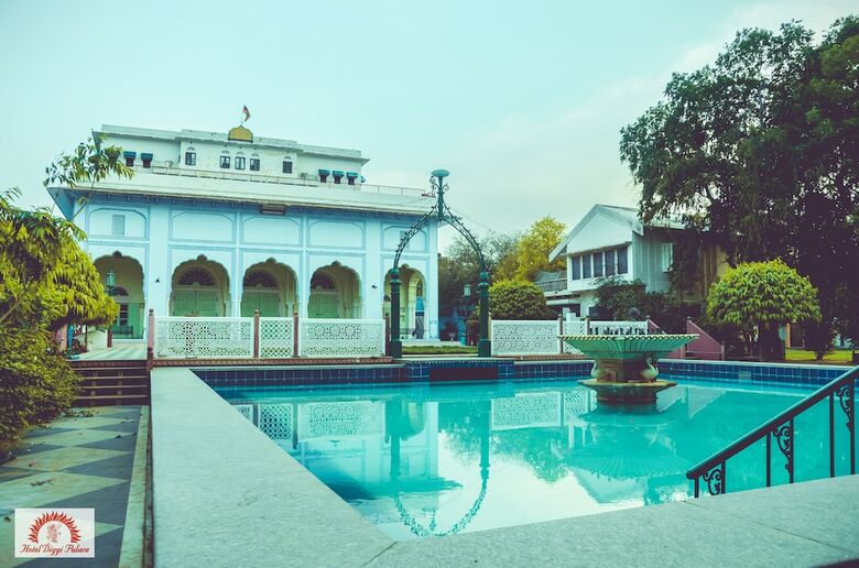 Hotel Diggi Palace