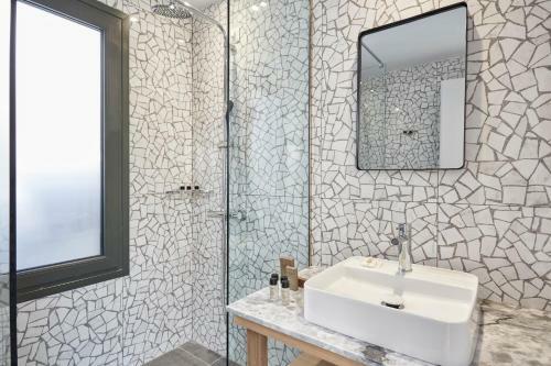 Lena Mare Boutique Hotel