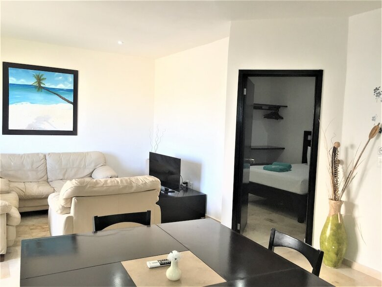 La Playa Condo