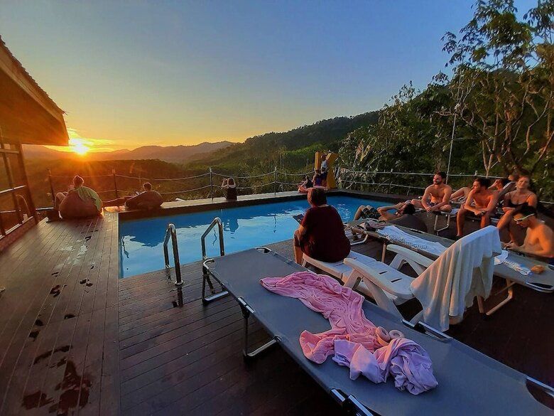 Apartamento Khaosok Boutique Camps