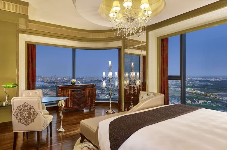 Hotel The Reverie Saigon