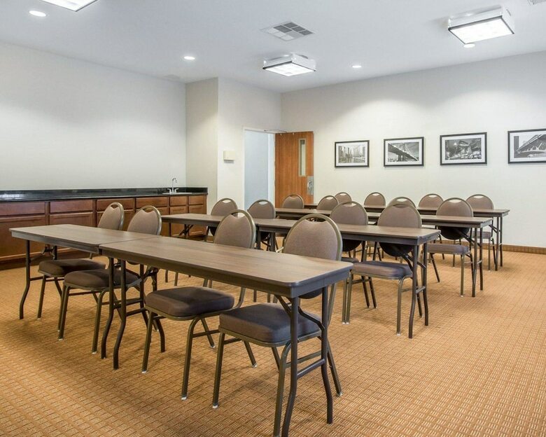 Hotel Mainstay Suites Meridian