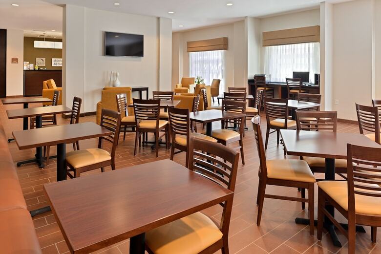 Hotel Mainstay Suites Meridian