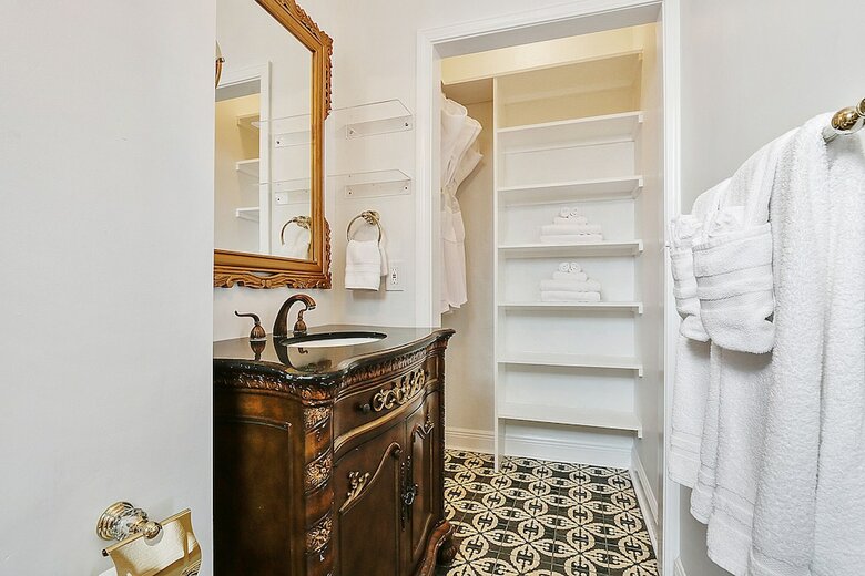 French Quarter Mansion Boutique Hotel