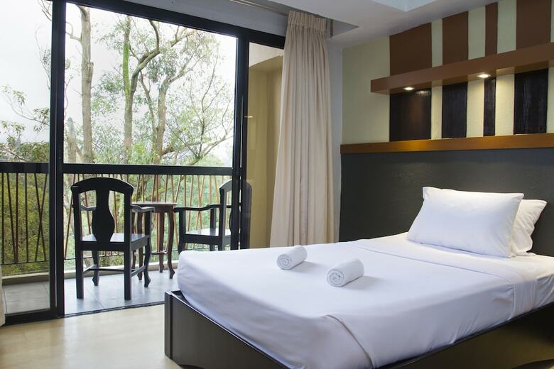 Venus Parkview Hotel
