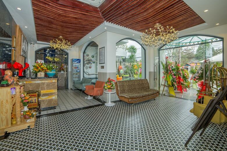 Bed & Breakfast Hoang Trinh Hotel