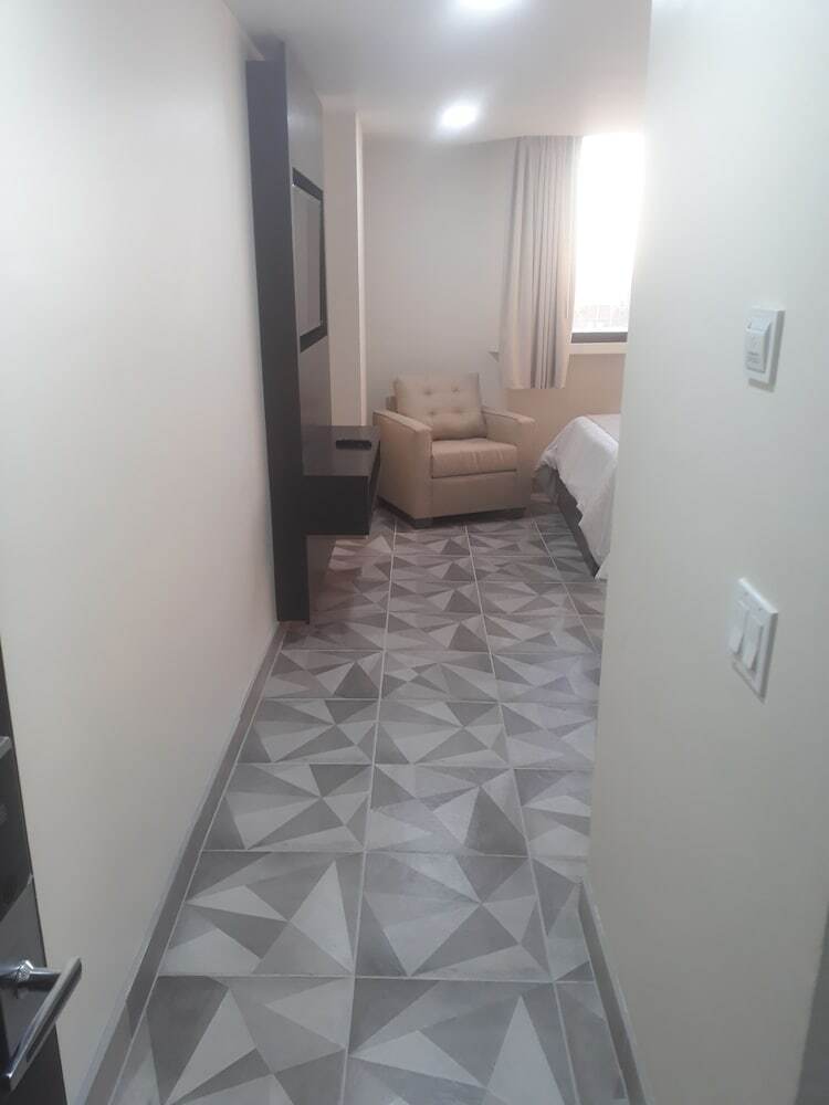 Hotel Corona Plaza