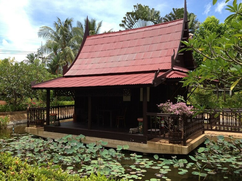 Ban Keaw Villas