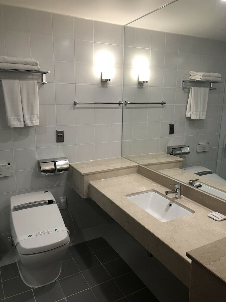 Queen Vell Hotel & Wedding