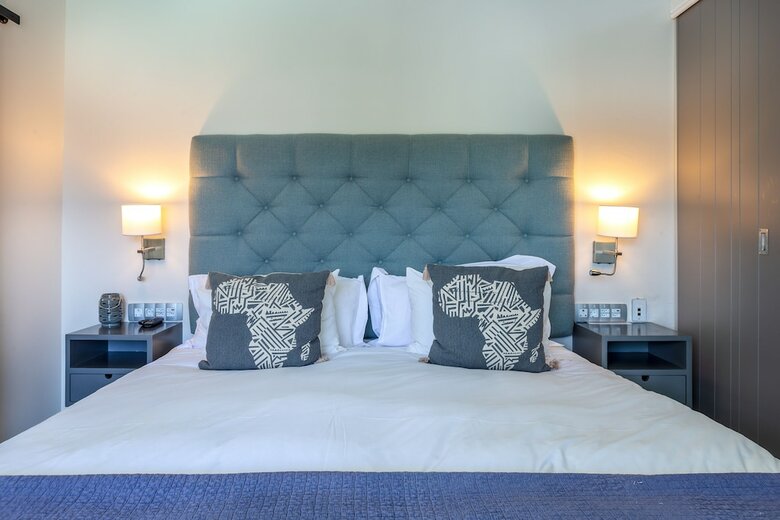 Hotel Whale Rock Luxury Lodge