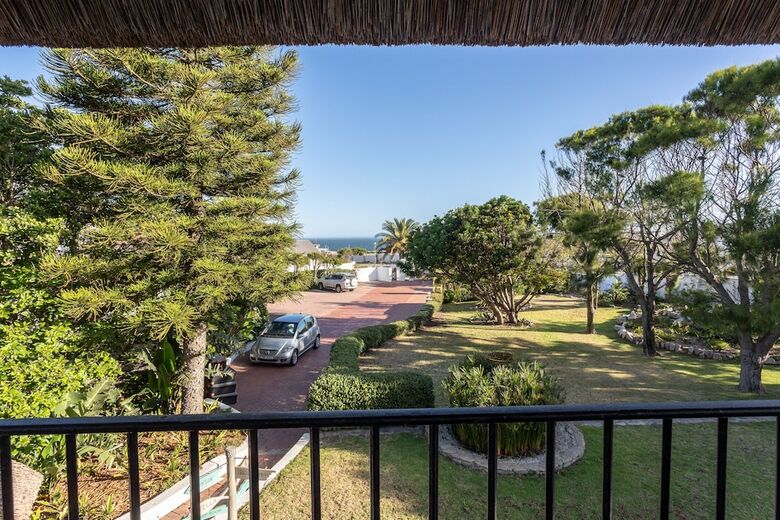 Hotel Whale Rock Luxury Lodge