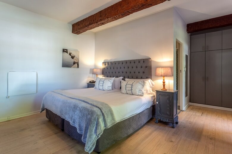 Hotel Whale Rock Luxury Lodge
