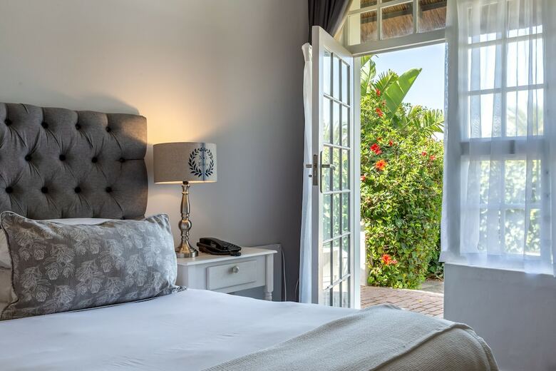 Hotel Whale Rock Luxury Lodge