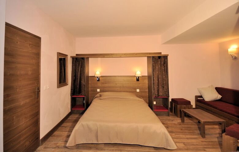 Residencia Mona Lisa D�neb