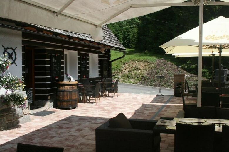 Hotel Krist�na