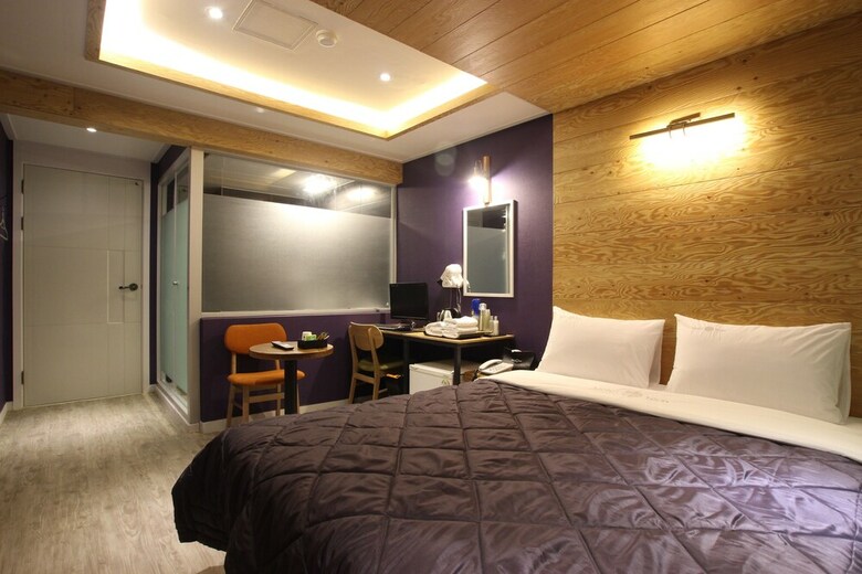 Hotel You Are In