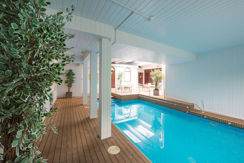 Moorhill House Hotel