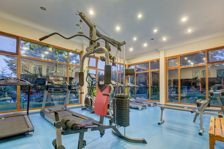 Hotel B�y�k Abant Oteli