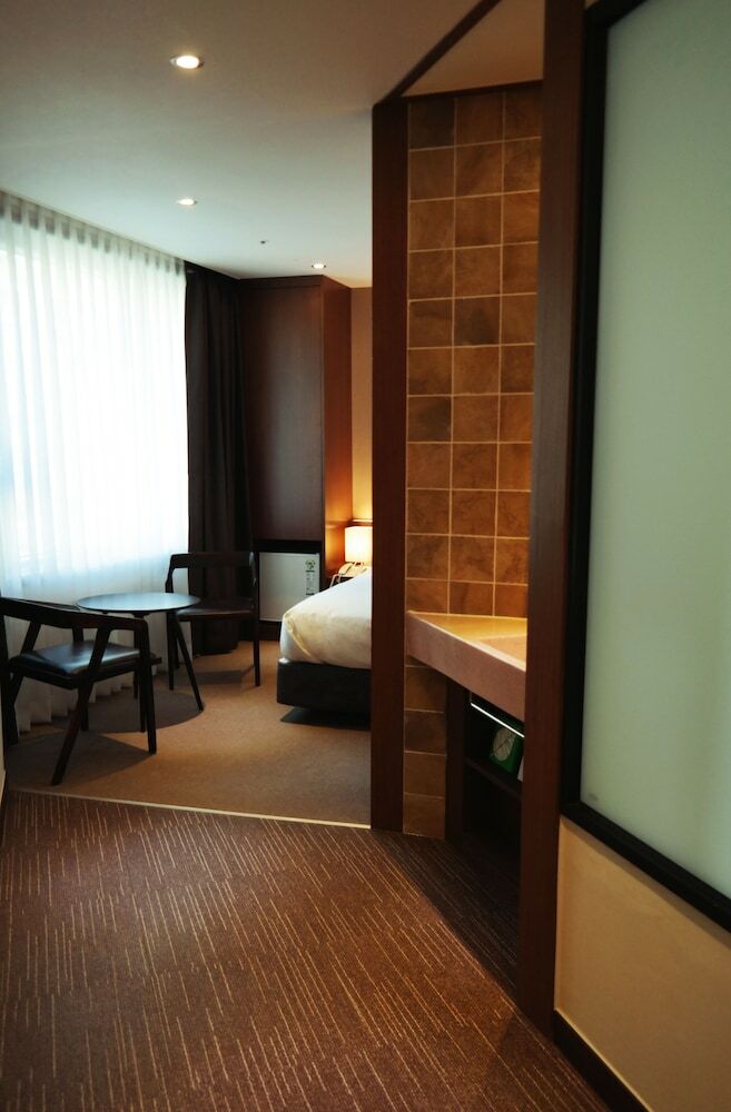 Cs Avenue Hotel