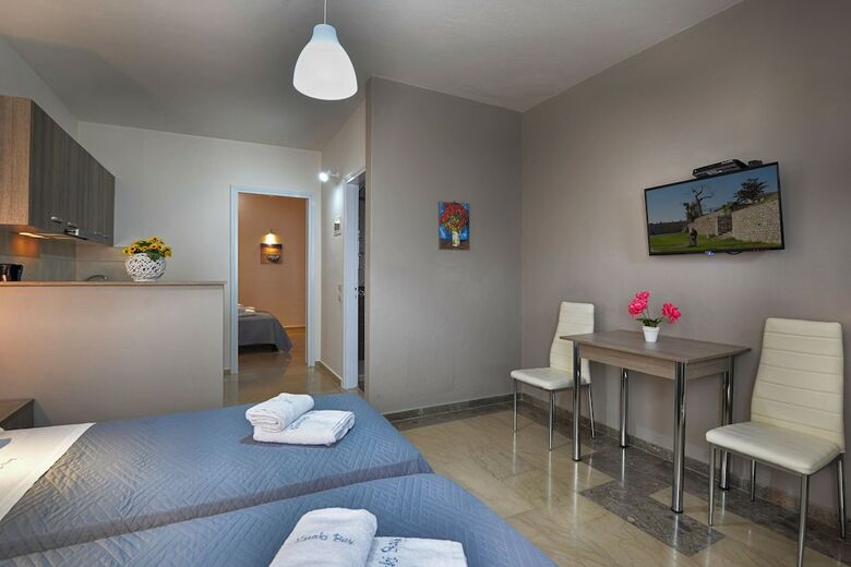 Aparthotel Nissaki Bay
