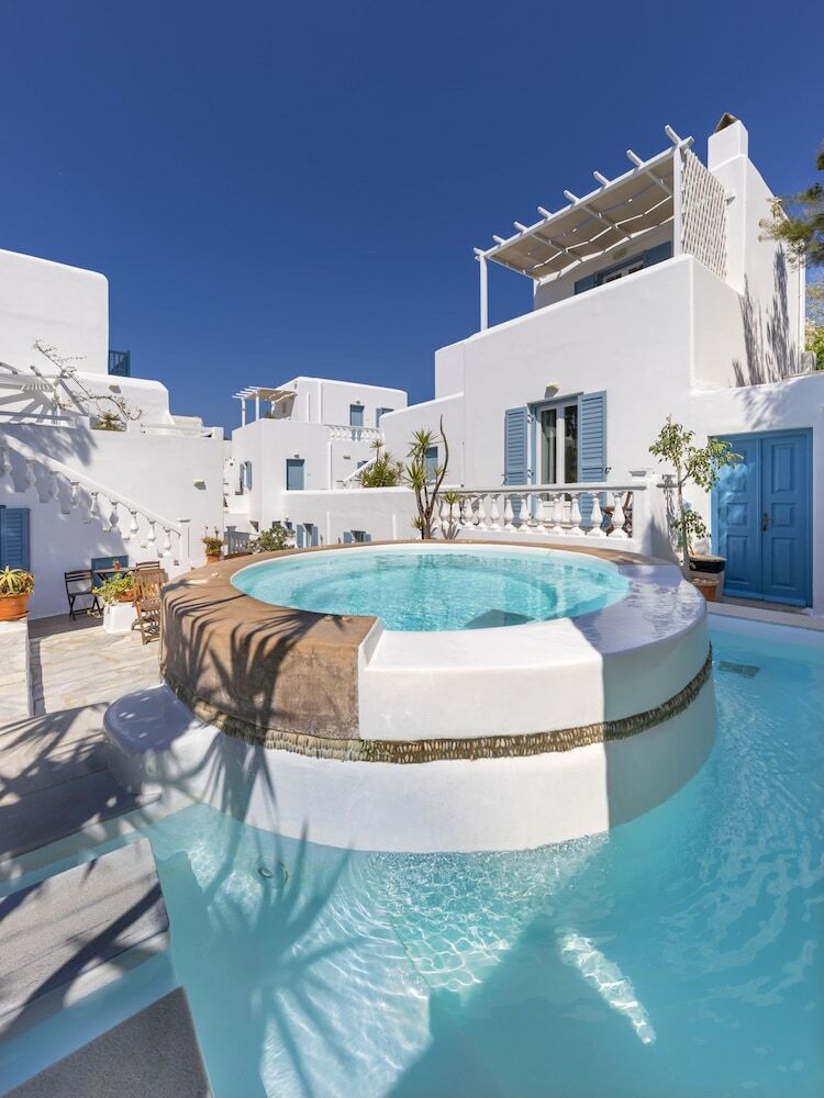 Carbonaki Hotel
