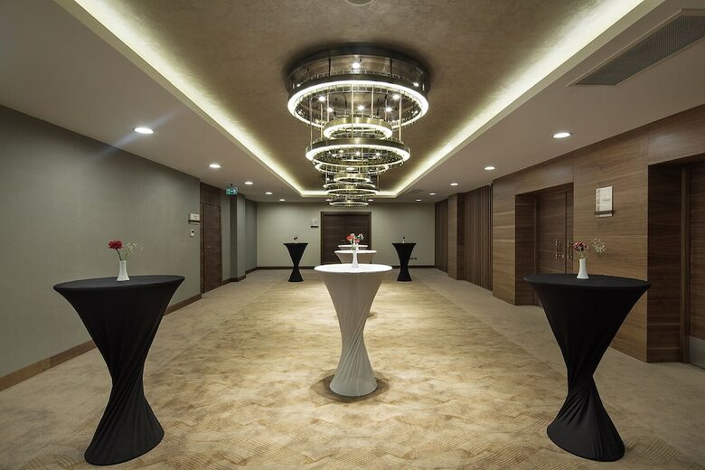 Hotel Ramada By Wyndham Elazig