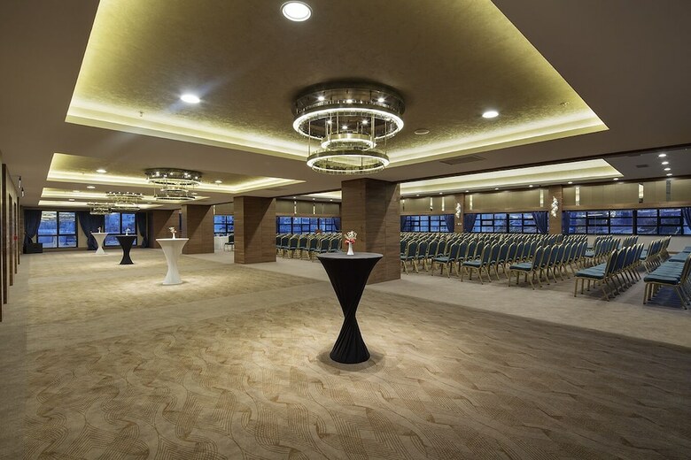 Hotel Ramada By Wyndham Elazig