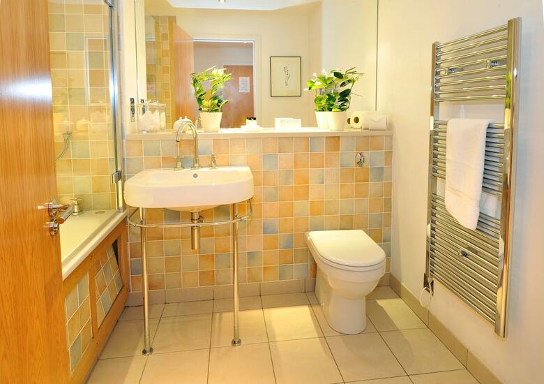 Highland Apartments By Mansley