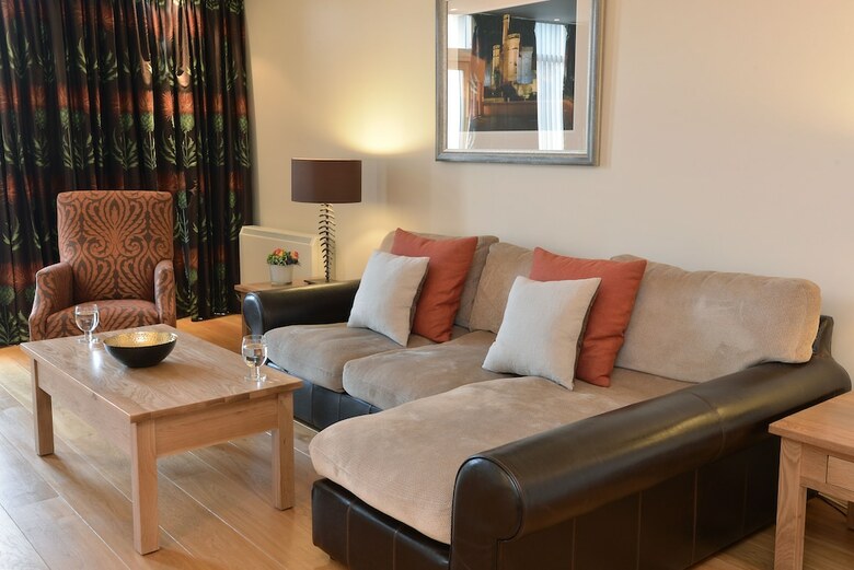 Highland Apartments By Mansley