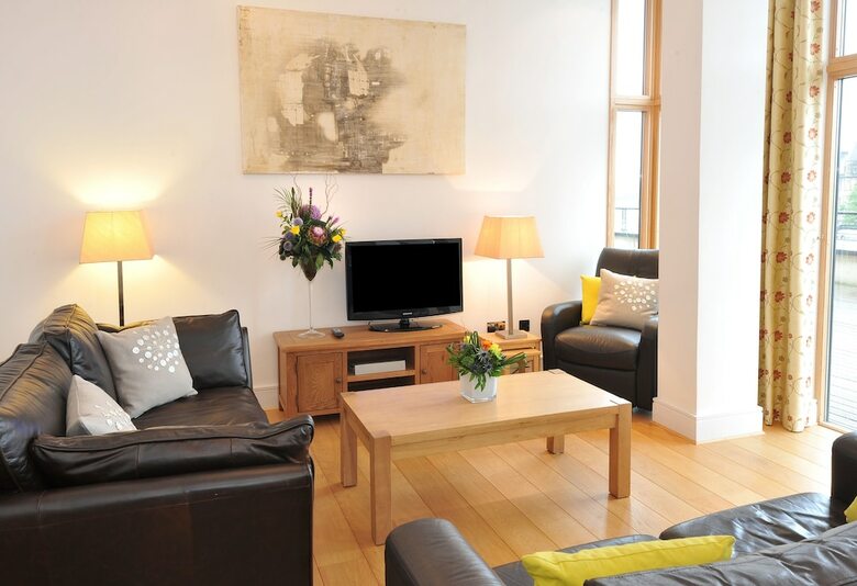 Highland Apartments By Mansley