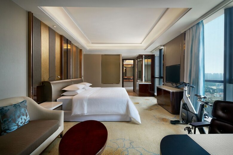 Sheraton Grand Zhengzhou Hotel
