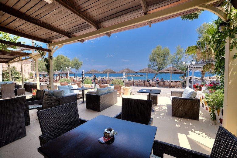 Nostos Beach Hotel