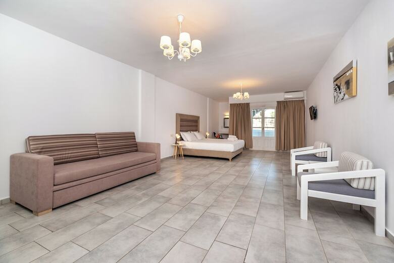Hotel Maistros Village
