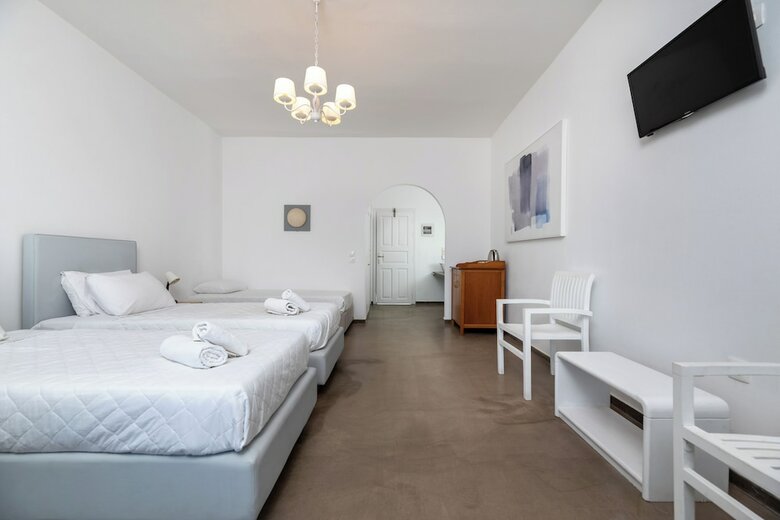 Hotel Maistros Village