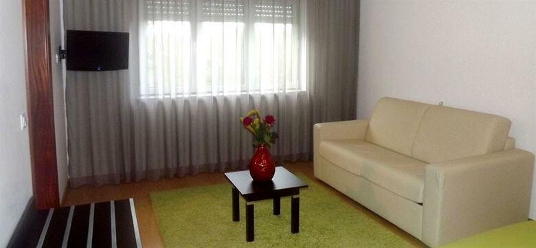 Hotel Louro