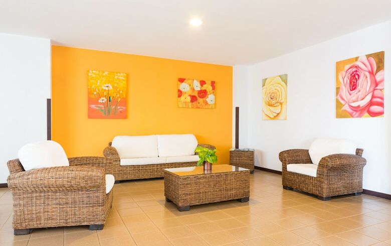 Aparthotel Apartamentos Centro Cancajos