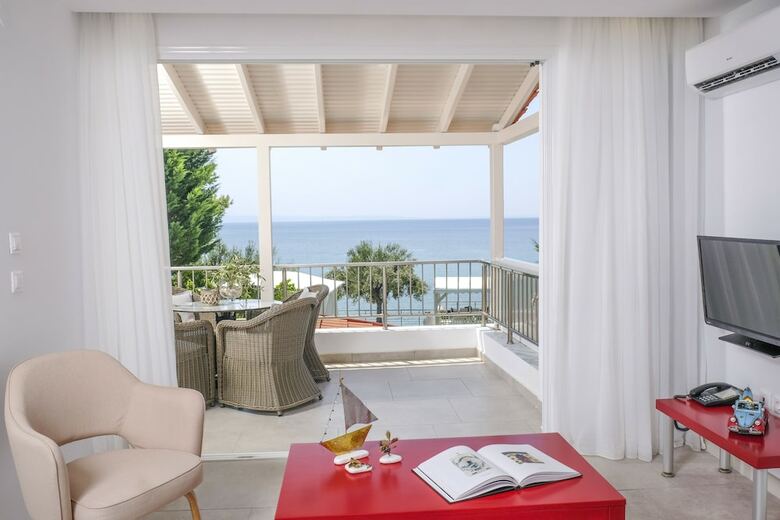 Apartamentos Acrotel Athena Villa